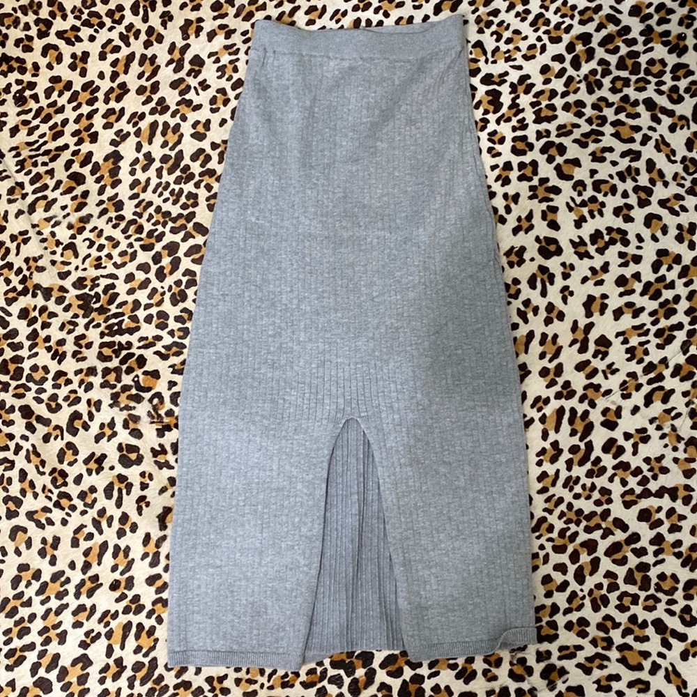 Free people small grey sweater skirt